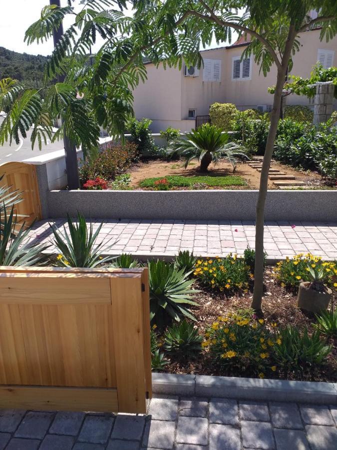 Tianri Apartment Đảo Korčula Ngoại thất bức ảnh