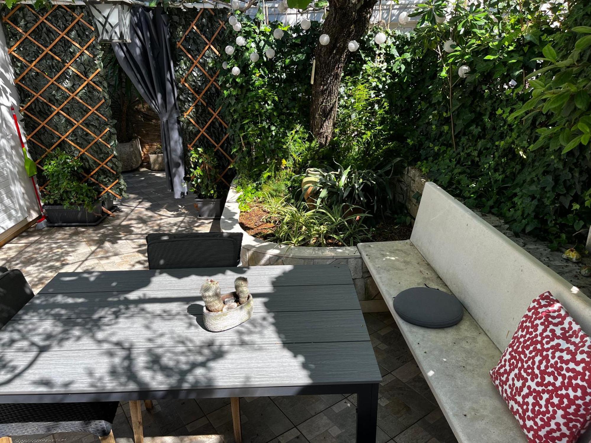 Tianri Apartment Đảo Korčula Ngoại thất bức ảnh