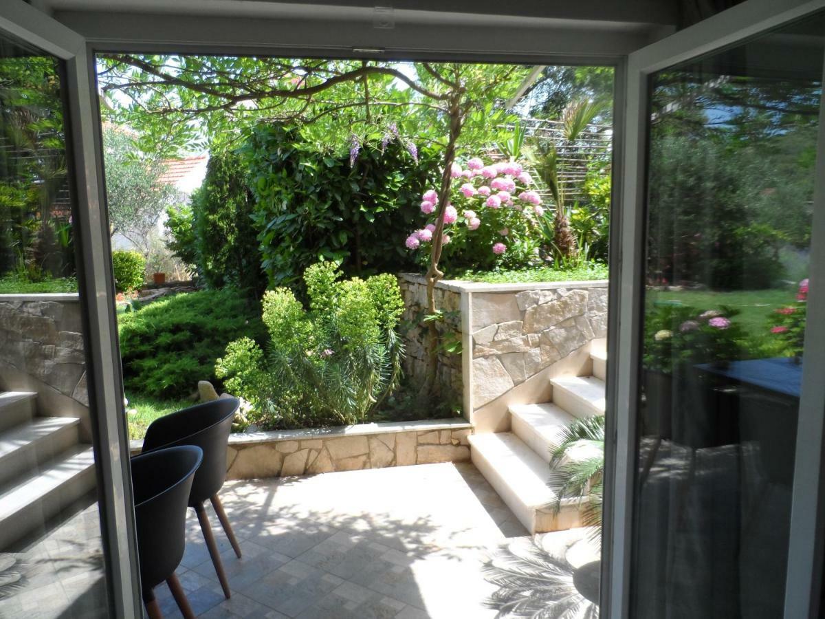 Tianri Apartment Đảo Korčula Ngoại thất bức ảnh
